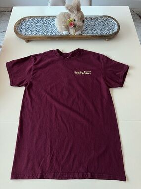 Classic Crewneck Short-Sleeve Dark Seas T-Shirt in Maroon with Chest Logo